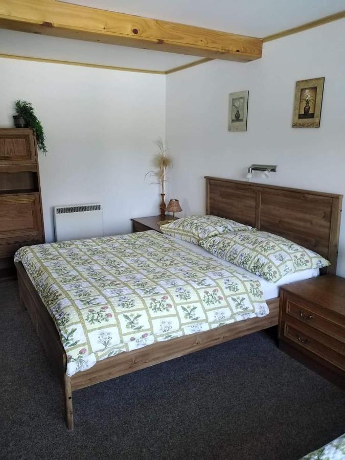 Guest House Kuks Екстер'єр фото